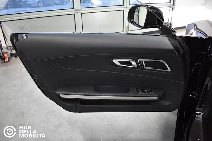 MERCEDES-BENZ GT AMG